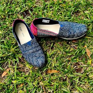 Tom’s women’s alpargata slip on